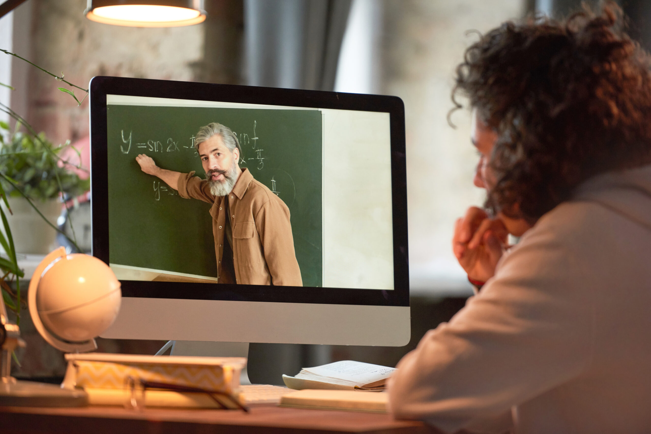 Cómo elegir el curso online ideal según tus metas profesionales